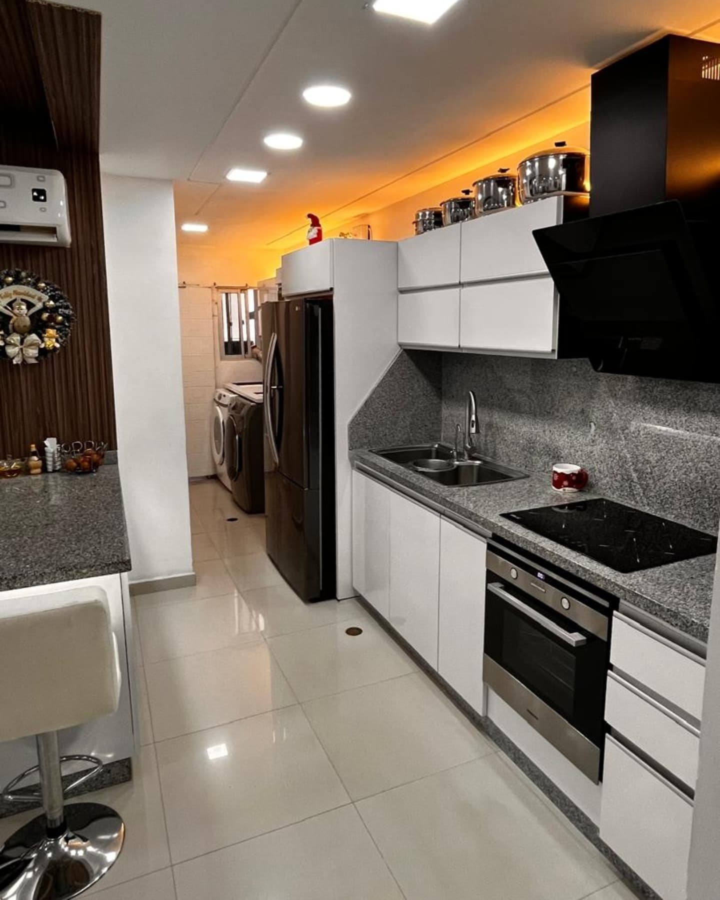 Exclusive Apartment - Excludivo Apartamento en Sabana Larga